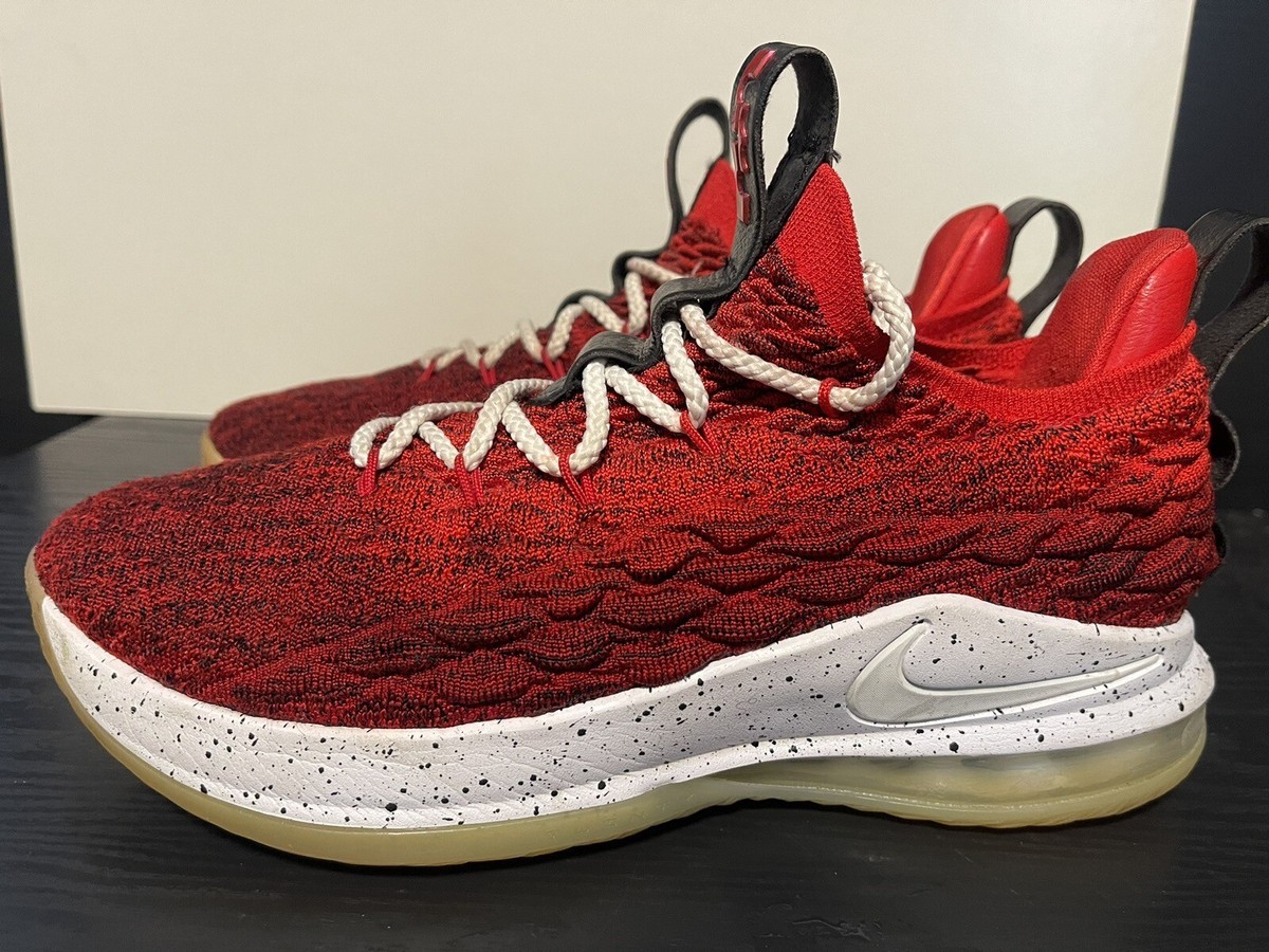 lebron red 15