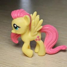 My Little Pony MLP Friendship FiM Blind Bag Wave 9 Fluttershy Mini Figure CD21
