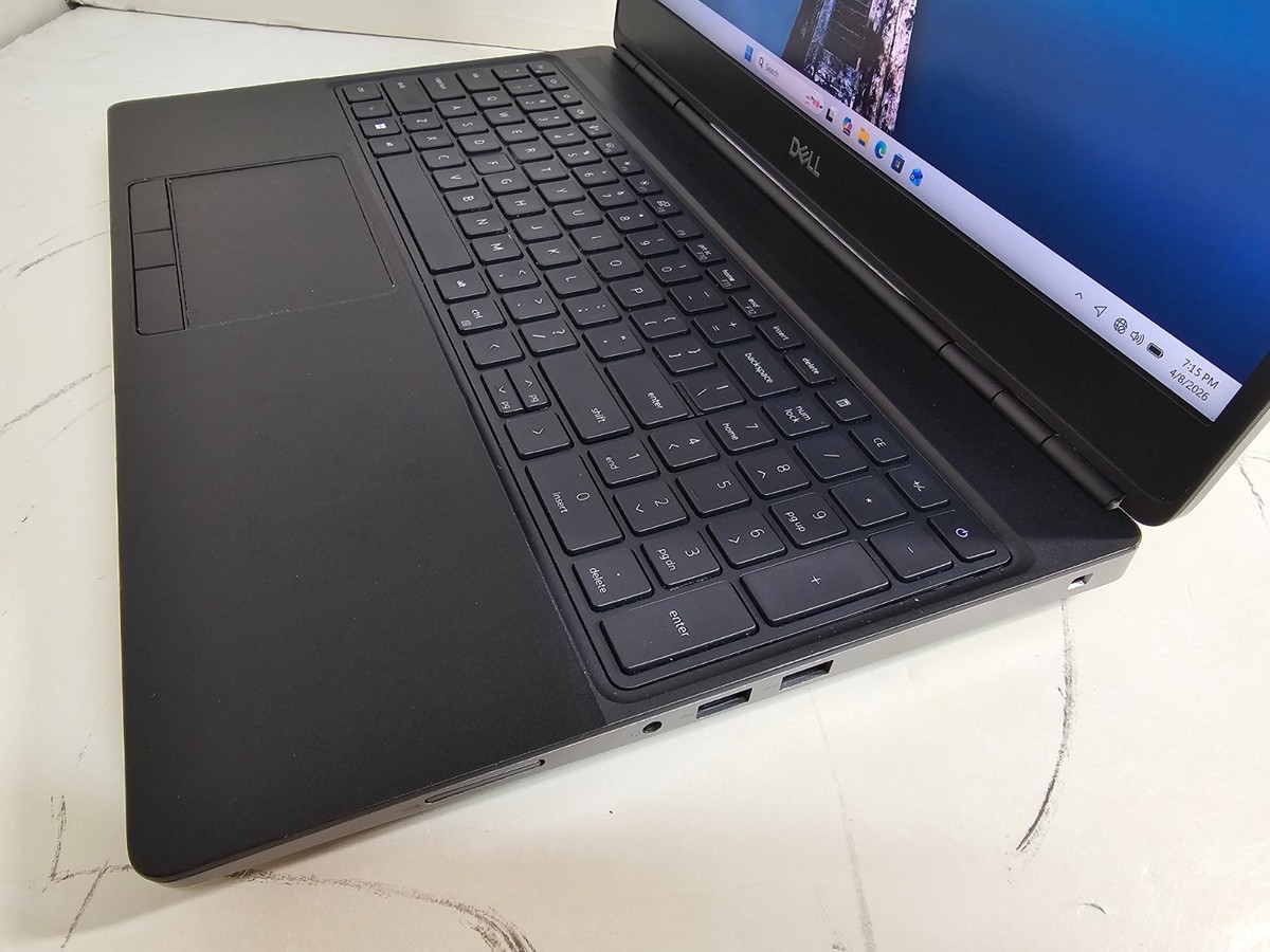 Dell Precision 7560 Laptop - 2.5 GHz i7-11850H 32GB 512GB Cam
