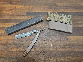 K806 Antique Straight Razor and Hone HIBBARD SPENCER HDW Box