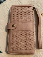 Maurices Stylish Pink Soft Leather Woven Wristlet Or Checkbook Holder Wallet-NEW