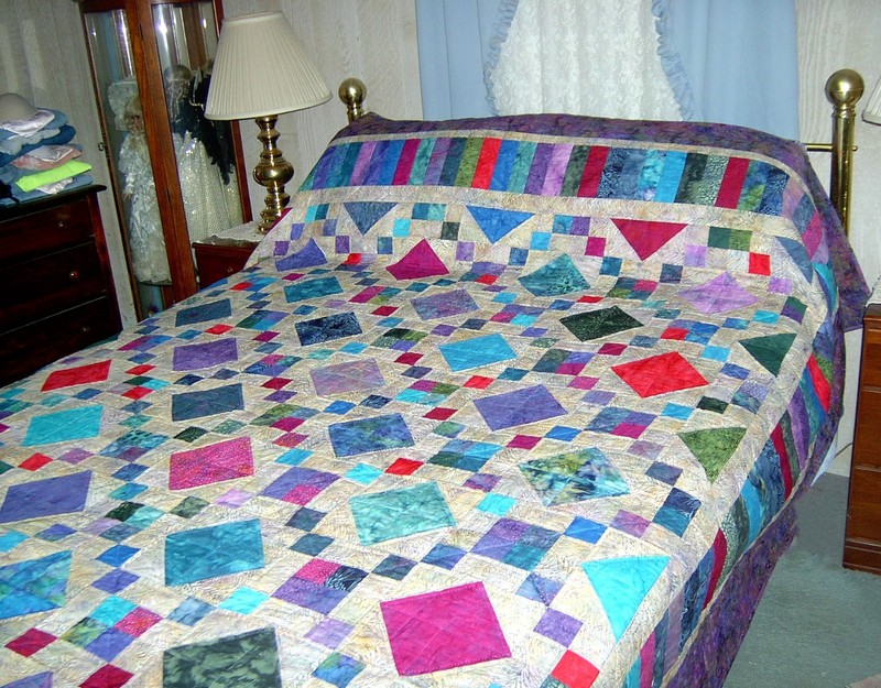 Amish Hand Made King/Queen Batik Jewel Box Quilt 95x111
