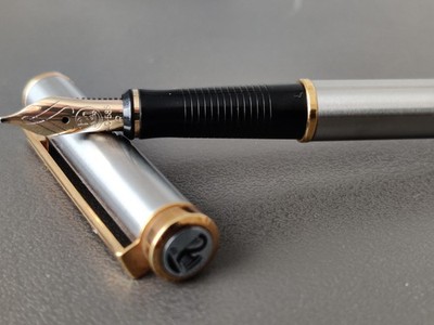 PELIKAN Füller New Classic P 380 mit 14C-585 B GOLD Feder