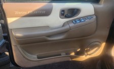 1999-2001 Chevy S10 Blazer Trailblazer Edition Front And Rear Door Panels Oem
