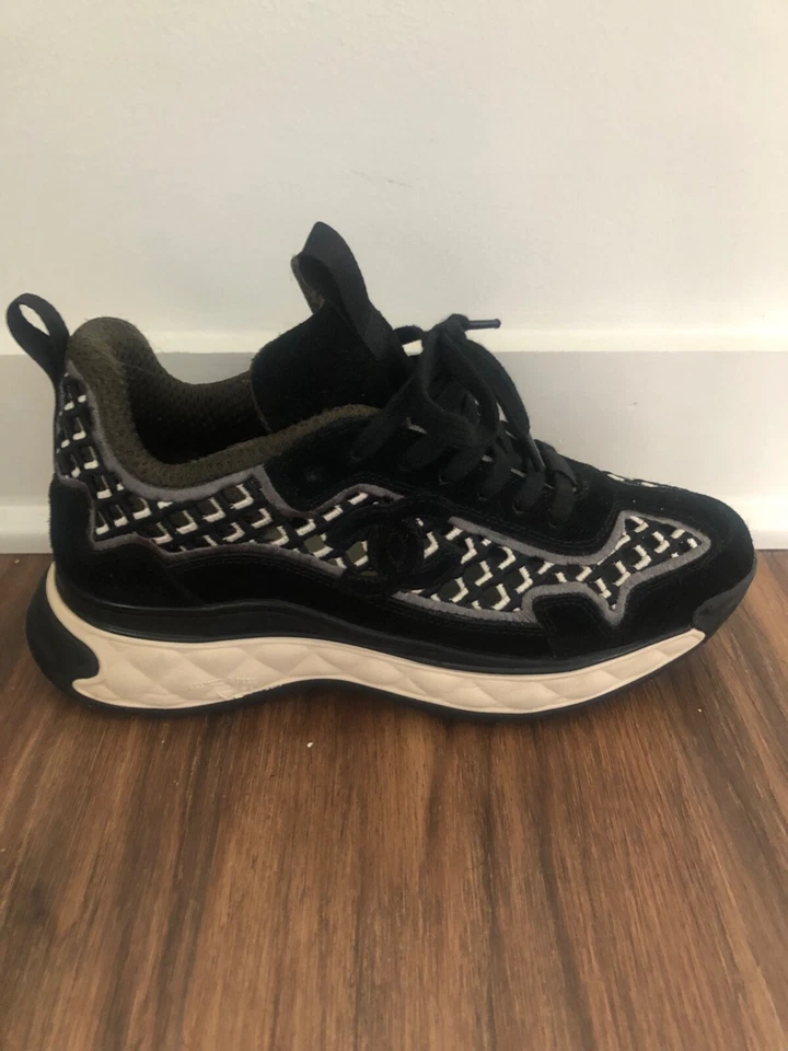 Chanel Black Suede & Fabric Interlocking Shoe Size 38 G37126 - Image 2 of 4