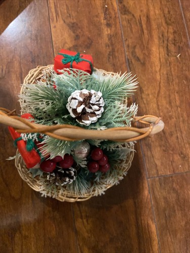 Christmas Pine Cone & Red Berry 8โ Basket Decor - Picture 3 of 7