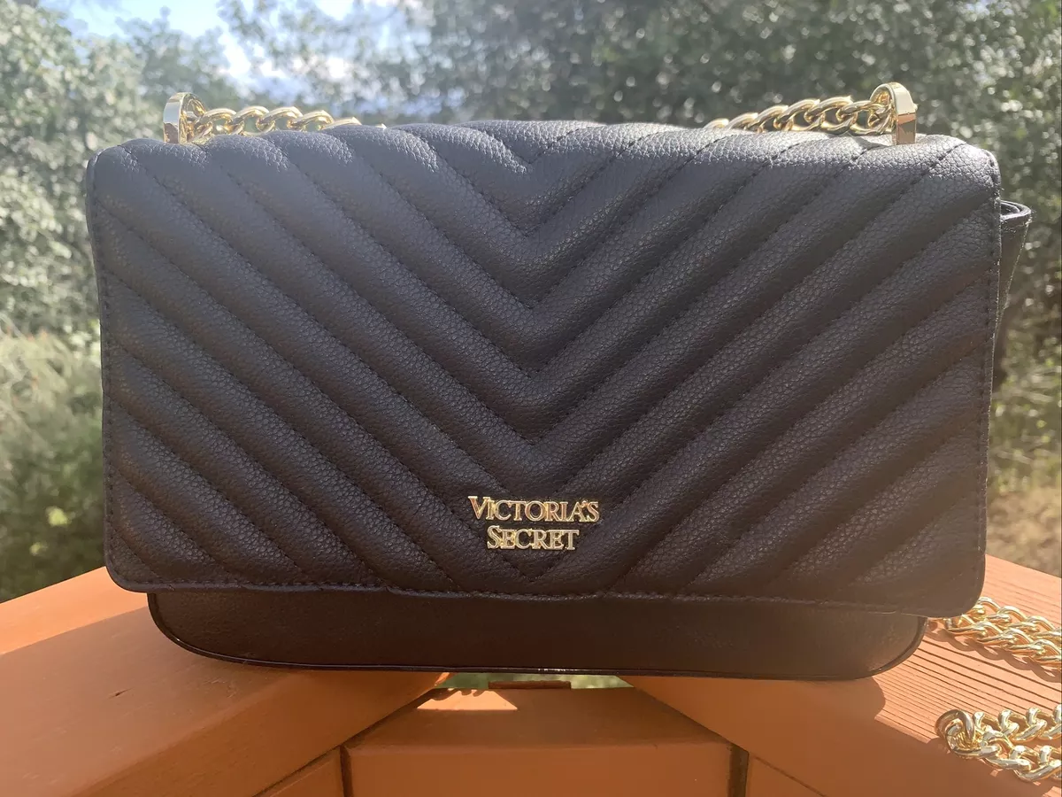 v brand purse