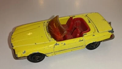 Voiture Miniature 1/60 Mercedes 350 SL 213 Jaune Vintage Majorette France B-9 #1 - Photo 1/4