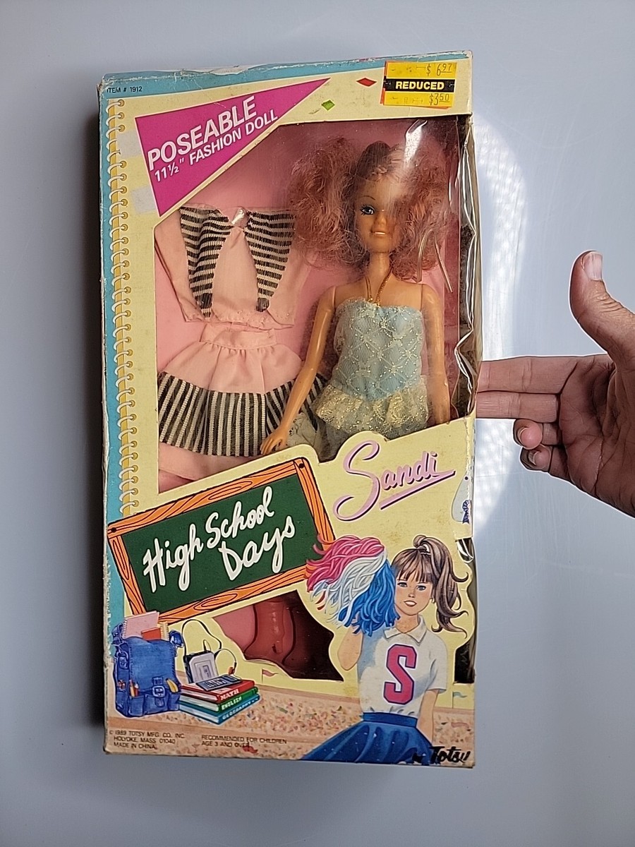 Vintage TOTSY 90s SANDI High School Days Doll NIB BARBIE CLONE Vintage TOTSY 90s SANDI High School Days Doll NIB BARBIE CLONE