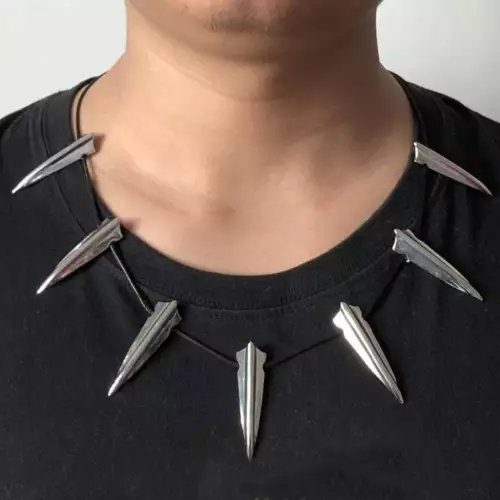 Black Panther Necklace King T'Challa Claw Paw Necklace Marvel Avengers Cosplay - Picture 2 of 7