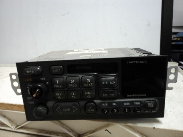 Stereo Radio AM FM Cassette 16163131 Fits 1995 CHEVROLET