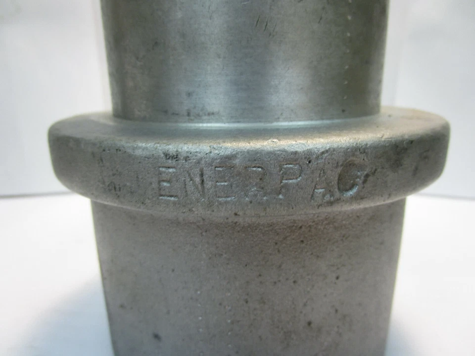 ADAPTADOR DE CONDUCTO ENERPAC 4" PARA TIRADOR DE CABLE REMOLCADOR Foto 2 de 4