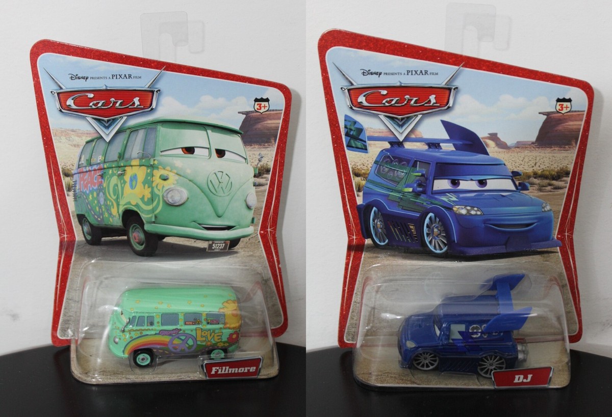 FILLMORE & DJ VW Bus Tuner 2006 Desert Disney Pixar Cars Hippie