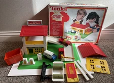 VTG 1979 Tonka Builder Deluxe Shell Gas Station Playset 5051 *Just Door Missing*