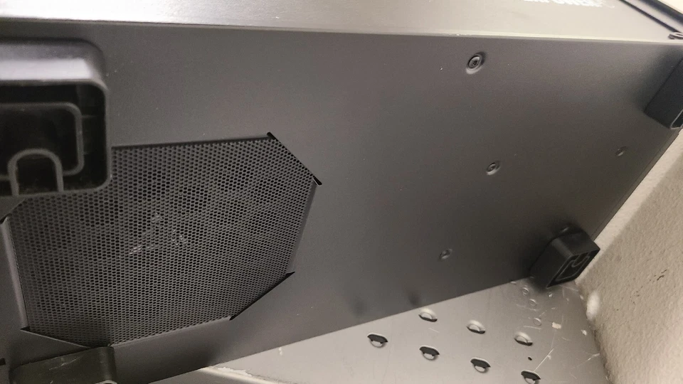 CyberPowerPc Gaming   AMD Ryzen 5 3600 6core 3.6Ghz 16gb GTX-1650 2tb 240ssd - Image 3 of 4