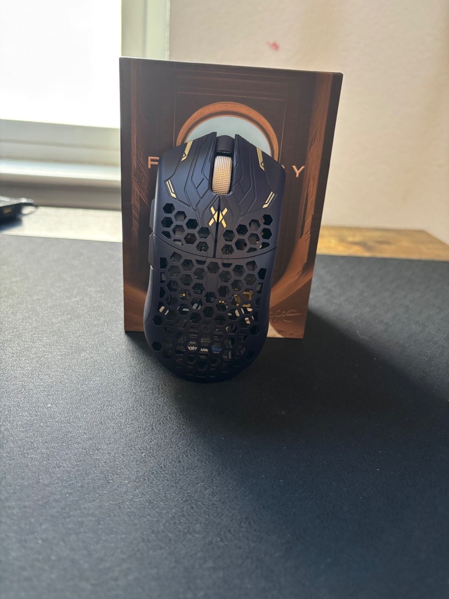 Finalmouse UltralightX ULX Prophecy TFUE MEDIUM WITH GRIPS