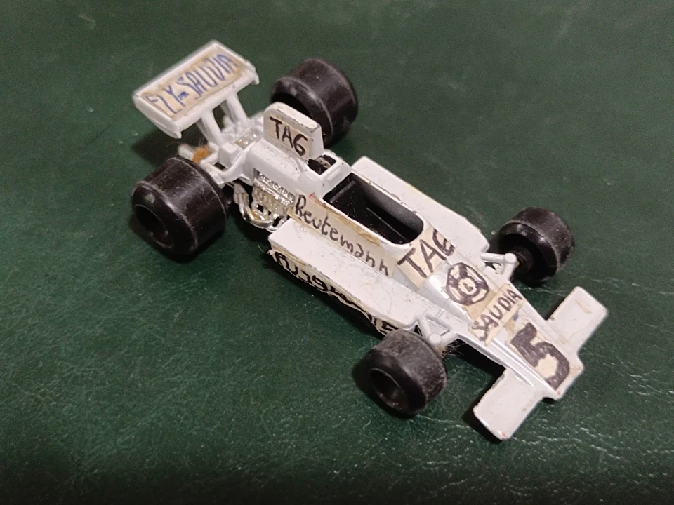 Polistil Lola T 370 - Con Scatola - Immagine 2 di 3