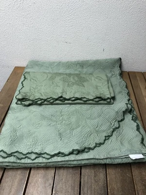 Nancy Koltes Fine Linens Matelassé Coverlet & Euro Sham Queen Floral 84x98 Green - Image 1 of 4