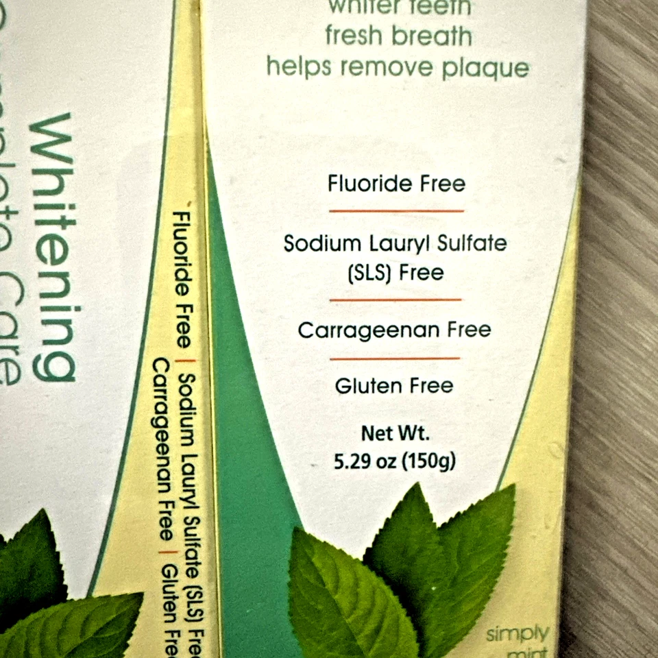 2-Pack Himalaya Botanique Whitening Complete Care Toothpaste, 5.29 Ounce 03/2026 - Image 2 of 3