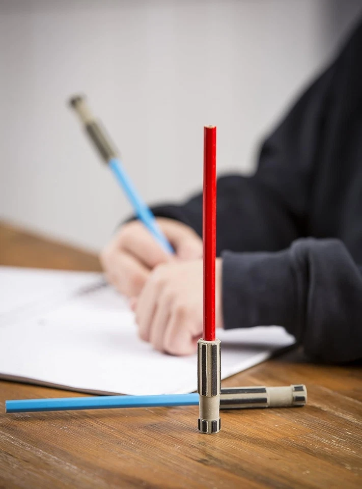Lápices de sable de luz únicos con gomas de borrar 3D - Paquete de 24, ¡perfectos para regalos de cumpleaños! Foto 4 de 4
