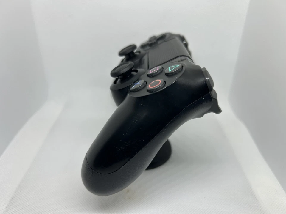 索尼 PS4 DualShock 4 控制器 - 黑色 - 升级带霍尔效果摇杆 — 第 2/4 张图片