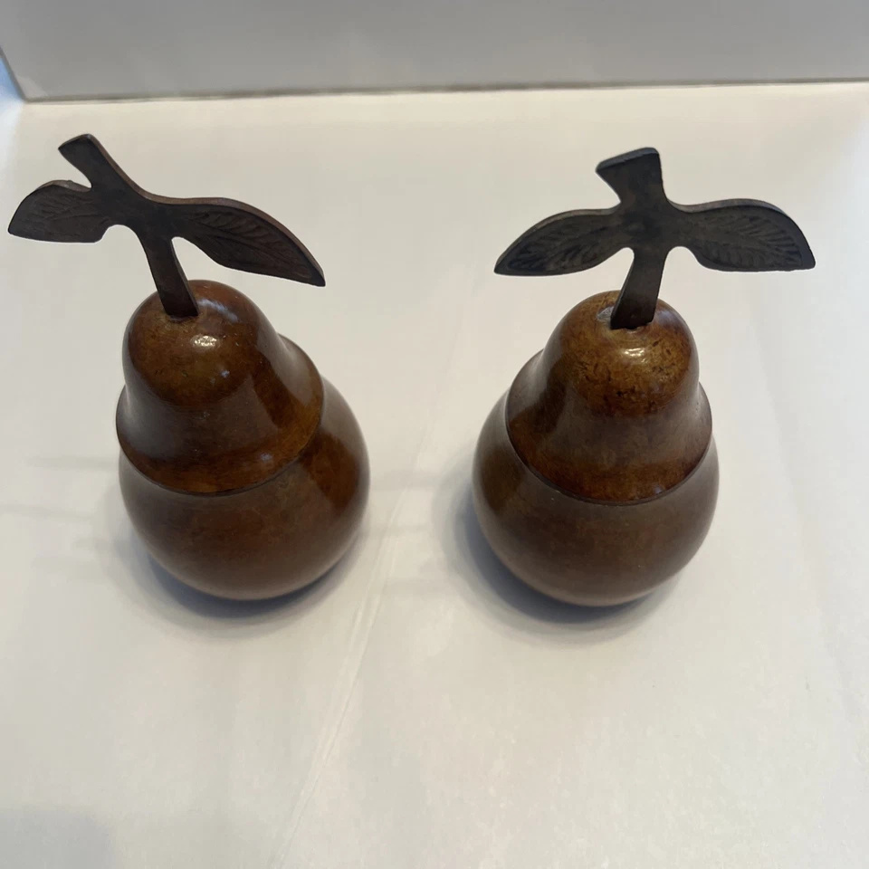 Zodax Harvest Trend Vela Aromática Metal Pera Contenedor 7" Alto Juego De 2 Y Foto 4 de 4