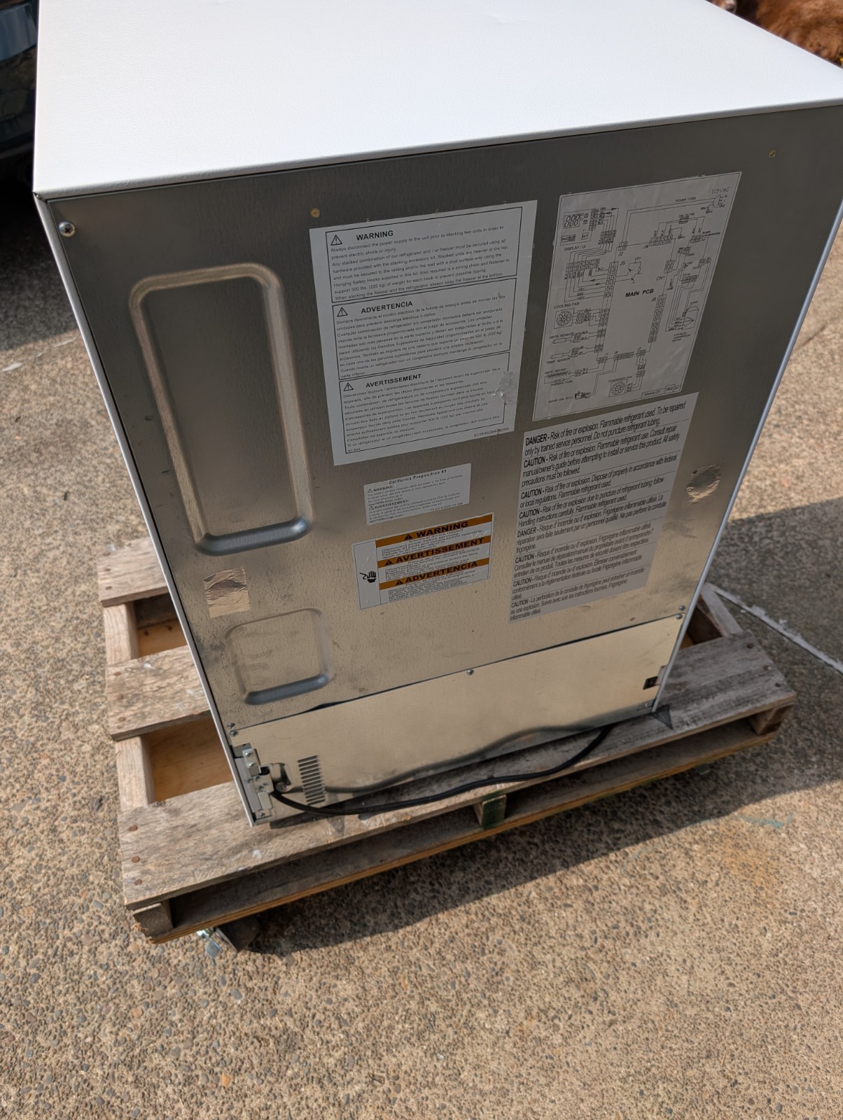 PHCbi PR Series 5.0 Cu. Ft. Undercounter Medical Refrigerator | Glass Door