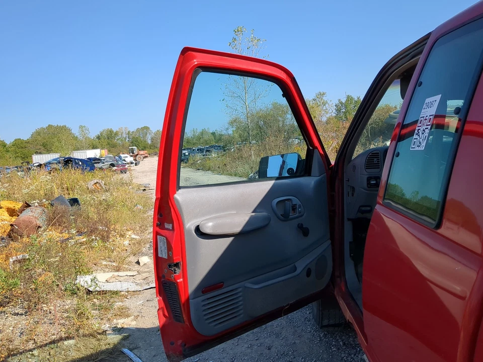 Chevrolet K1500 Driver Front Door Oem W2ERA Foto 2 de 4
