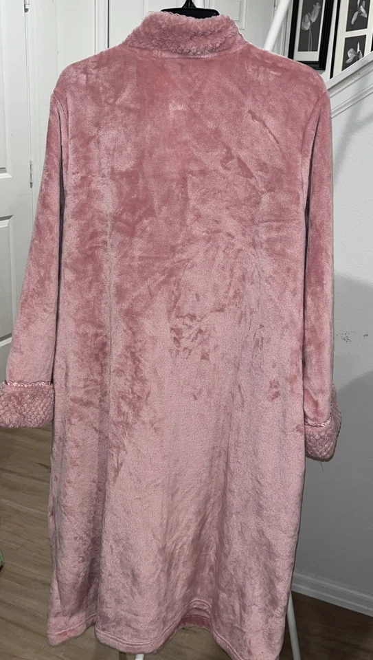 Bata de felpa Stan Herman para mujer talla grande PX1 cremallera cuello en V manga corta bolsillo rosa Foto 4 de 4