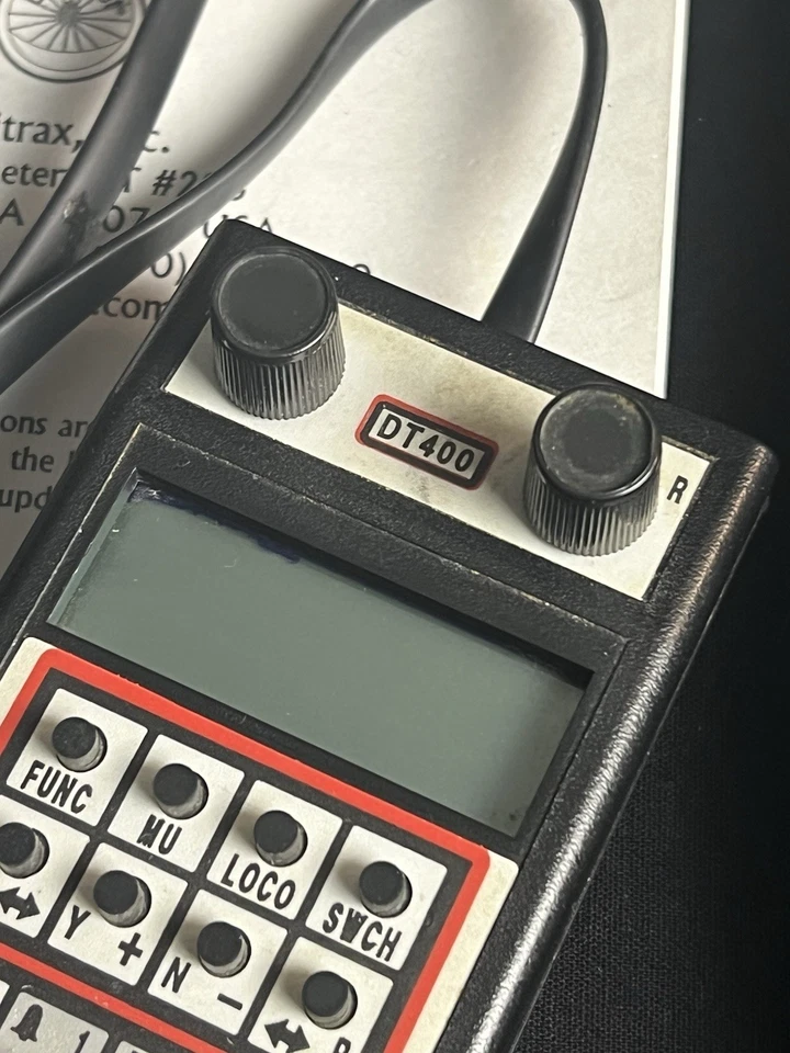 Digitrax DT400 Wired Super Throttle Train + Command Control Starter Set Manual - Image 4 of 4