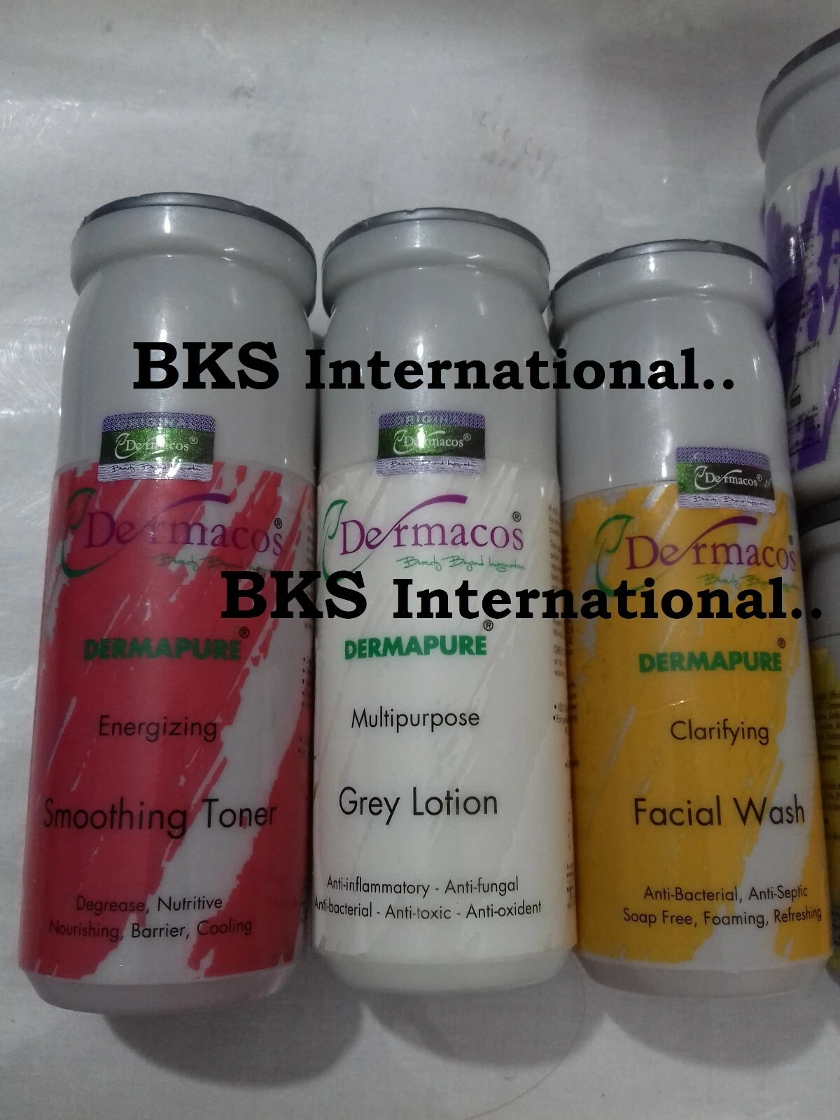 DERMACOS Pro Whitening Facial Kit Complete Nederland Ubuy