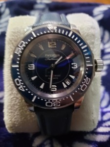 invicta fifty five fathoms