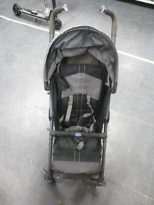 poussette tres compacte