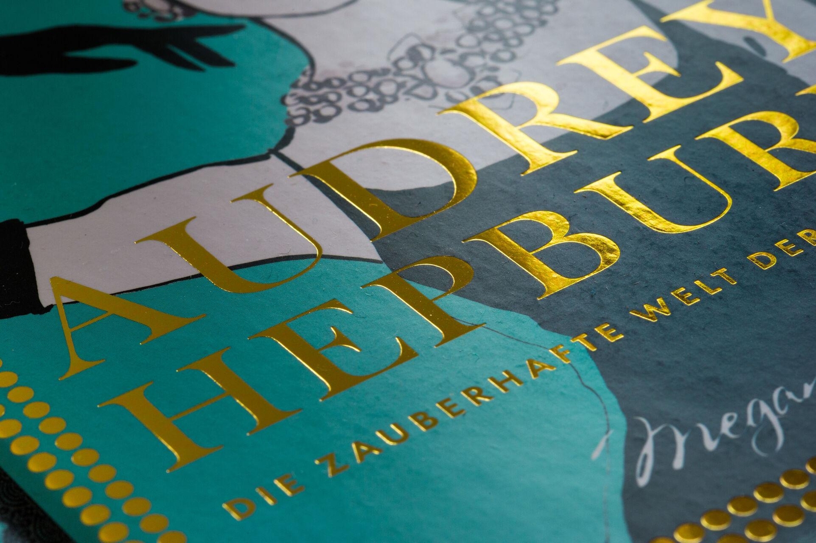 Thumbnail - Megan Hess Audrey Hepburn