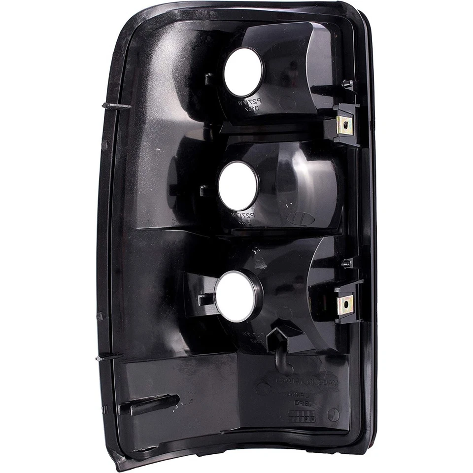 1611107 Dorman Luz Trasera Lámpara Pasajero Lado Derecho para Chevy Suburban Yukon Foto 3 de 4