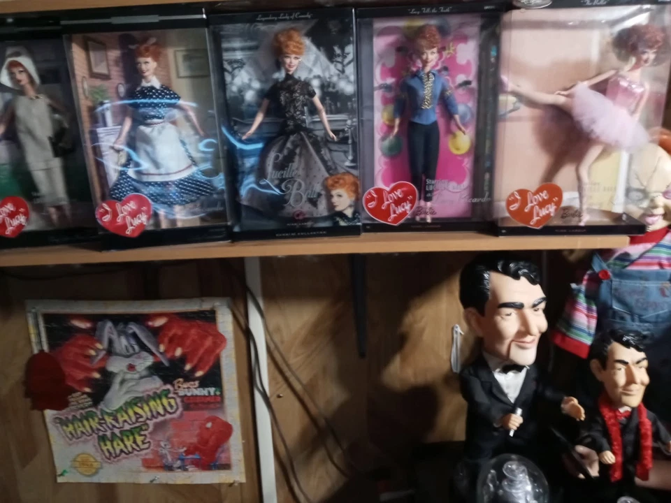 I Love Lucy barbie collection lot of 19 -all factory-sealed in their original pa - Image 3 of 4