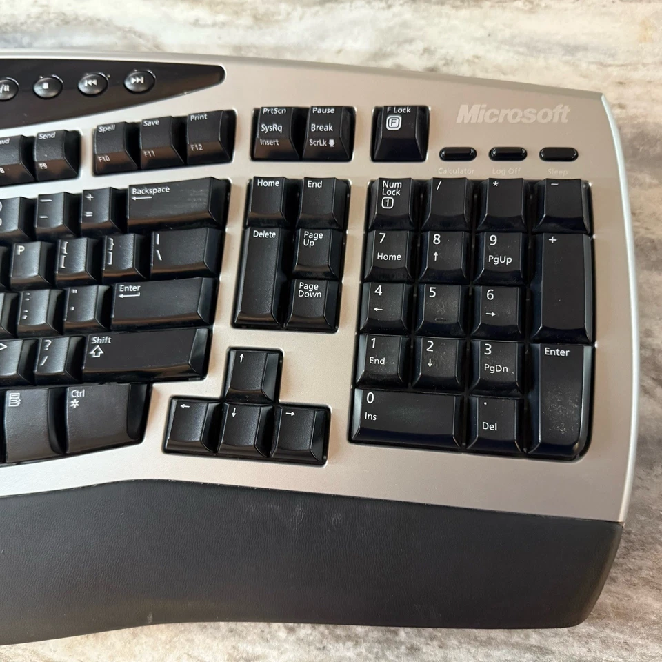 Microsoft Wireless Comfort Keyboard 4000 Black Silver keyboard only - Image 4 of 4