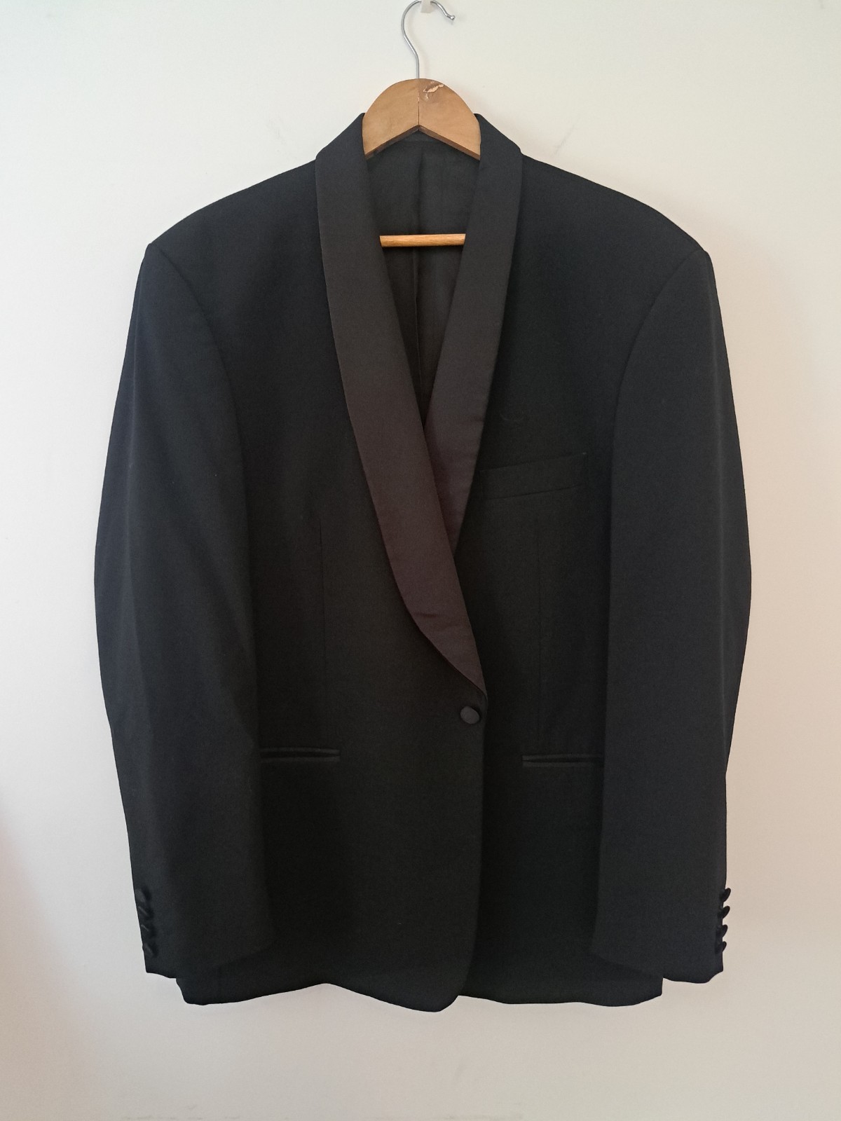 Moss Bros giacca smoking cena 46 lunga nera Savile fila scialle risvolto lana Londra