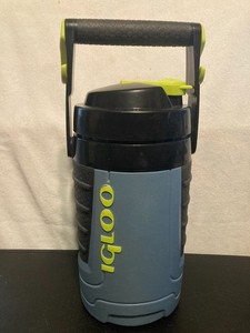 Igloo Proformance 1 Quart Water Jug , Black/Slate Cooler 1Qt. Grey Sport Game
