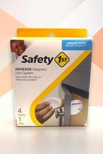 Safety 1st - Adhesive Magnetic Lock System - 4 Locks and 1 Key - White