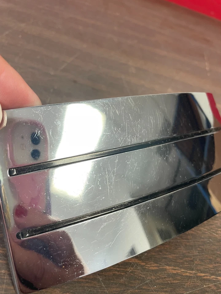 Pontiac Chieftain 1950 guardabarros delantero derecho luz de estacionamiento extensión moldura nos 725 Foto 2 de 4