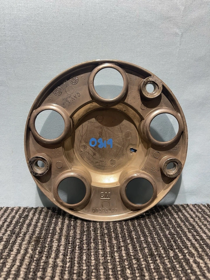 Tapacubos central de rueda de acero Chevrolet Impala Police 2000-2011 09593297 OEM Foto 4 de 4