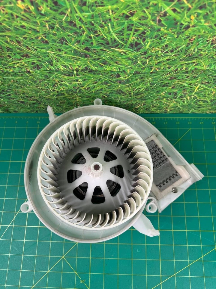 05-11 R171 Mercedes Clase SLK Calentador Ventilador Motor y Resistencia Fabricante de Equipo Original Foto 2 de 4