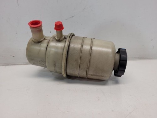 2015 Dodge Caravan (3.6L / AT) Power Steering Reservoir - Picture 5 of 12