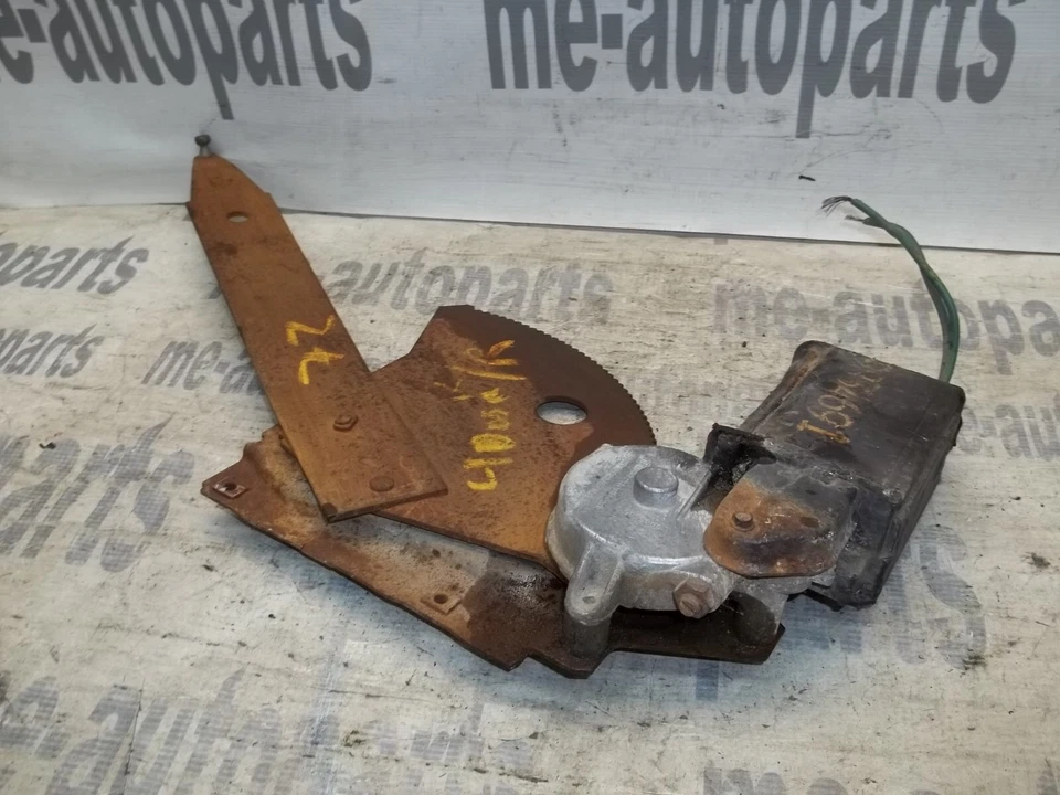 71-76 CADILLAC DEVILLE FLEETWOOD LEFT DRIVER REAR DOOR WINDOW REGULATOR MOTOR - Image 4 of 4