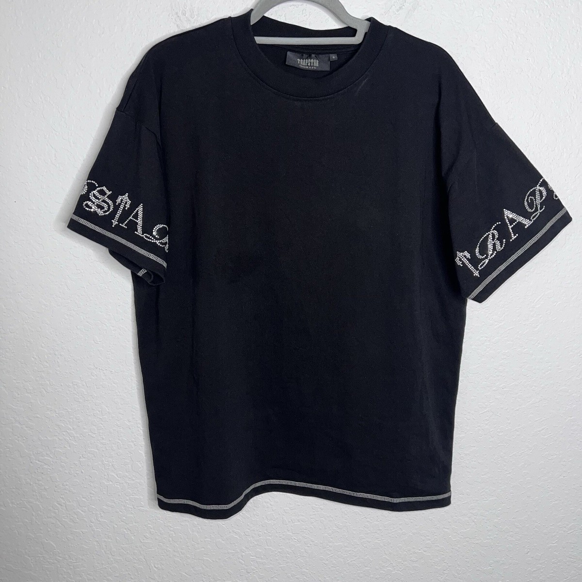 【人気商品】TRAPSTAR Bust Down Dreams Tee Trapstar Shirt Men Small Studded Rhinestone Rare Black Tee