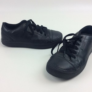 crocs men's tennis shoes