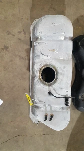 燃油罐 THRU 11/03 适合 02-06 INFINITI Q45 8977OEM — 第 2/4 张图片