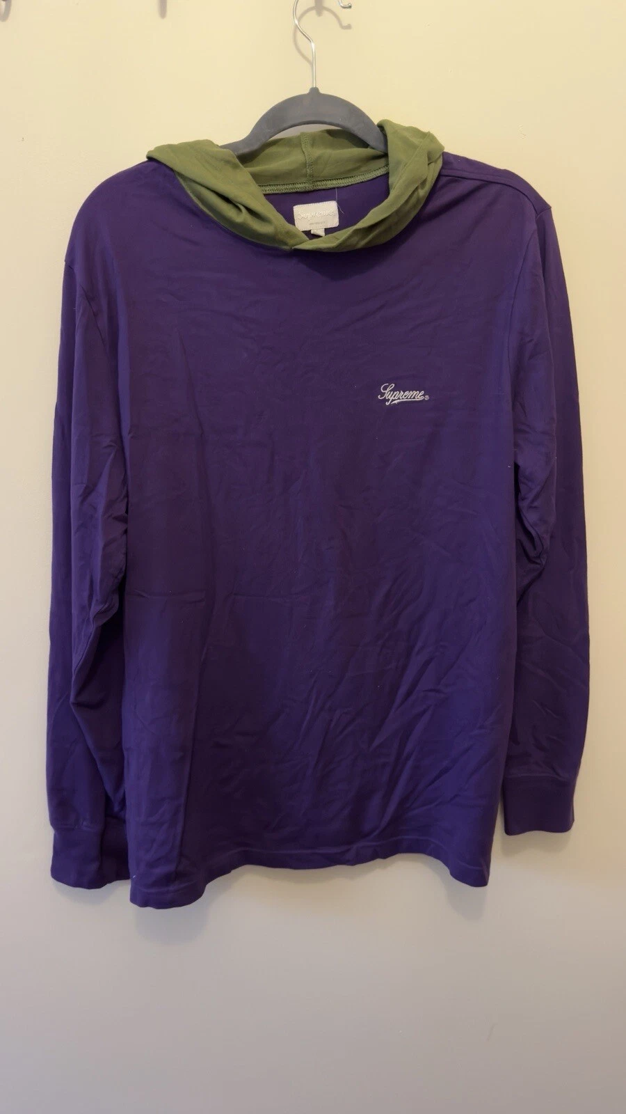 Haut L/S à capuche contrastée Supreme SS 2017 violet/olive