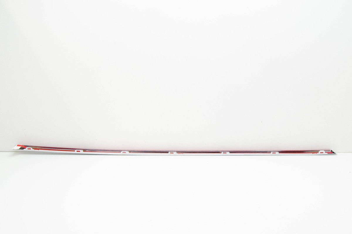 VOLKSWAGEN PASSAT B8 3G Front Right Door Lower Molding  